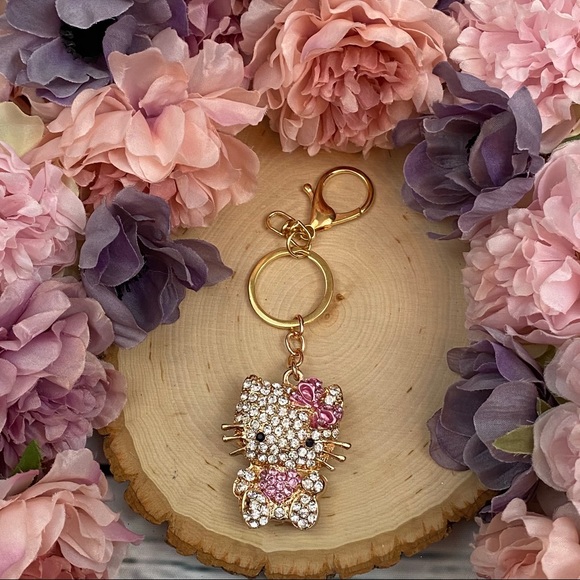 Hello Kitty w/ Heart Crystals on a Gold Keychain - Picture 9 of 16